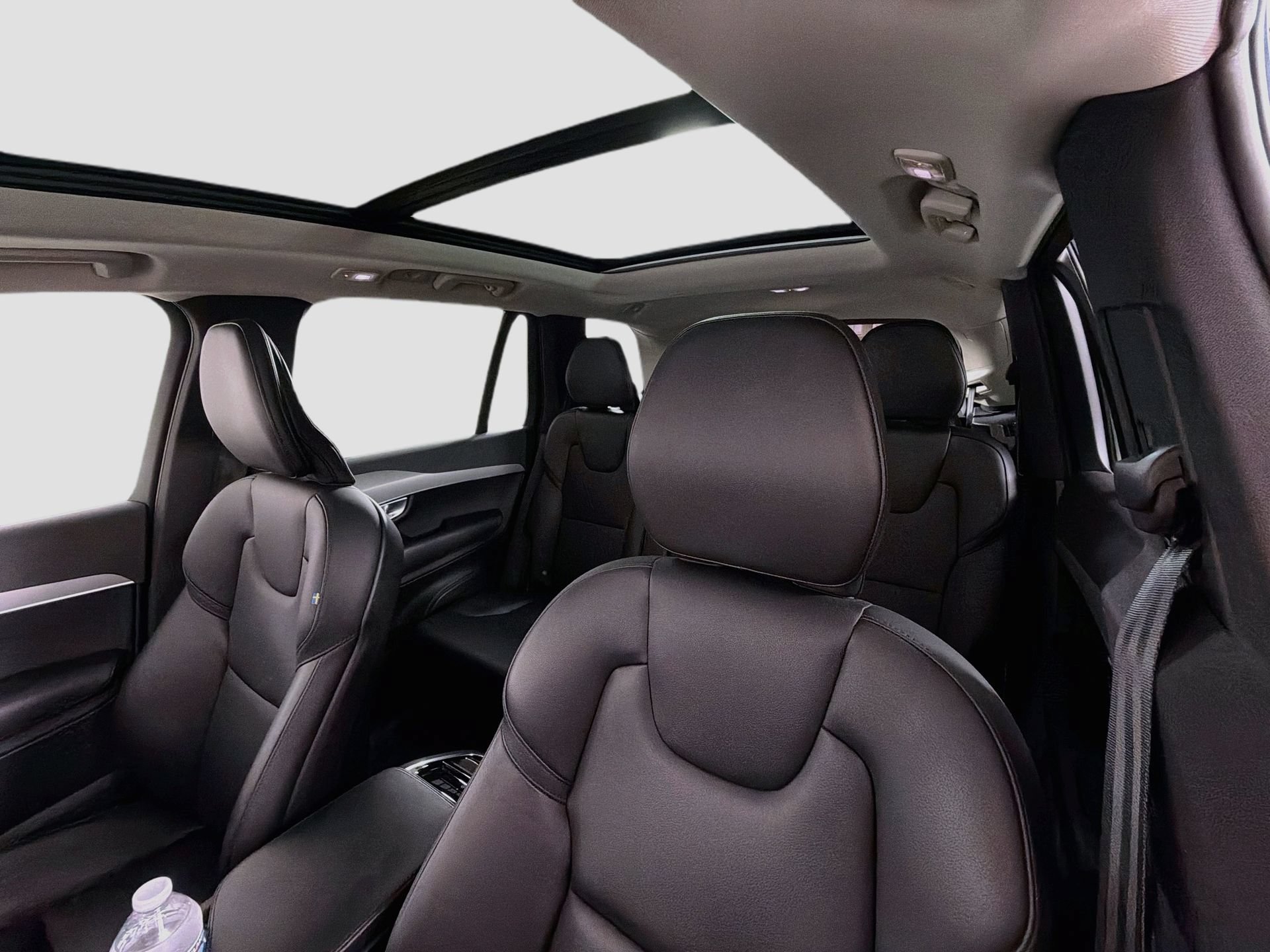 Certified 2023 Volvo XC90 B5 Core w/ Protection Package Premier AWD/4WD image 21