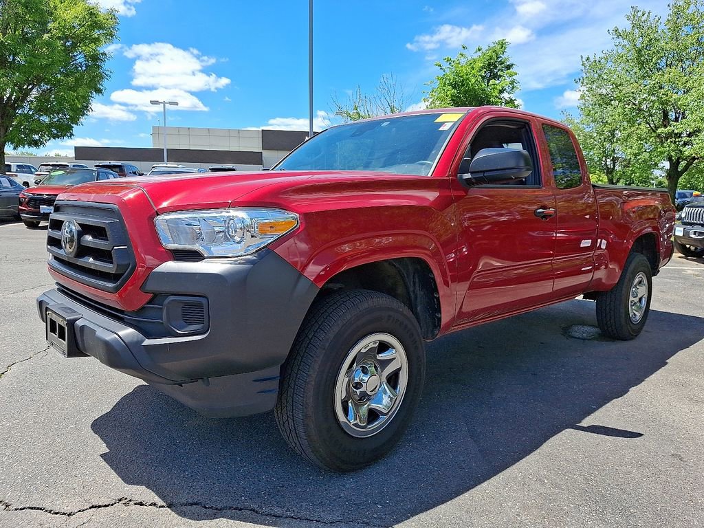 Used 2022 Toyota Tacoma SR AWD/4WD image 3