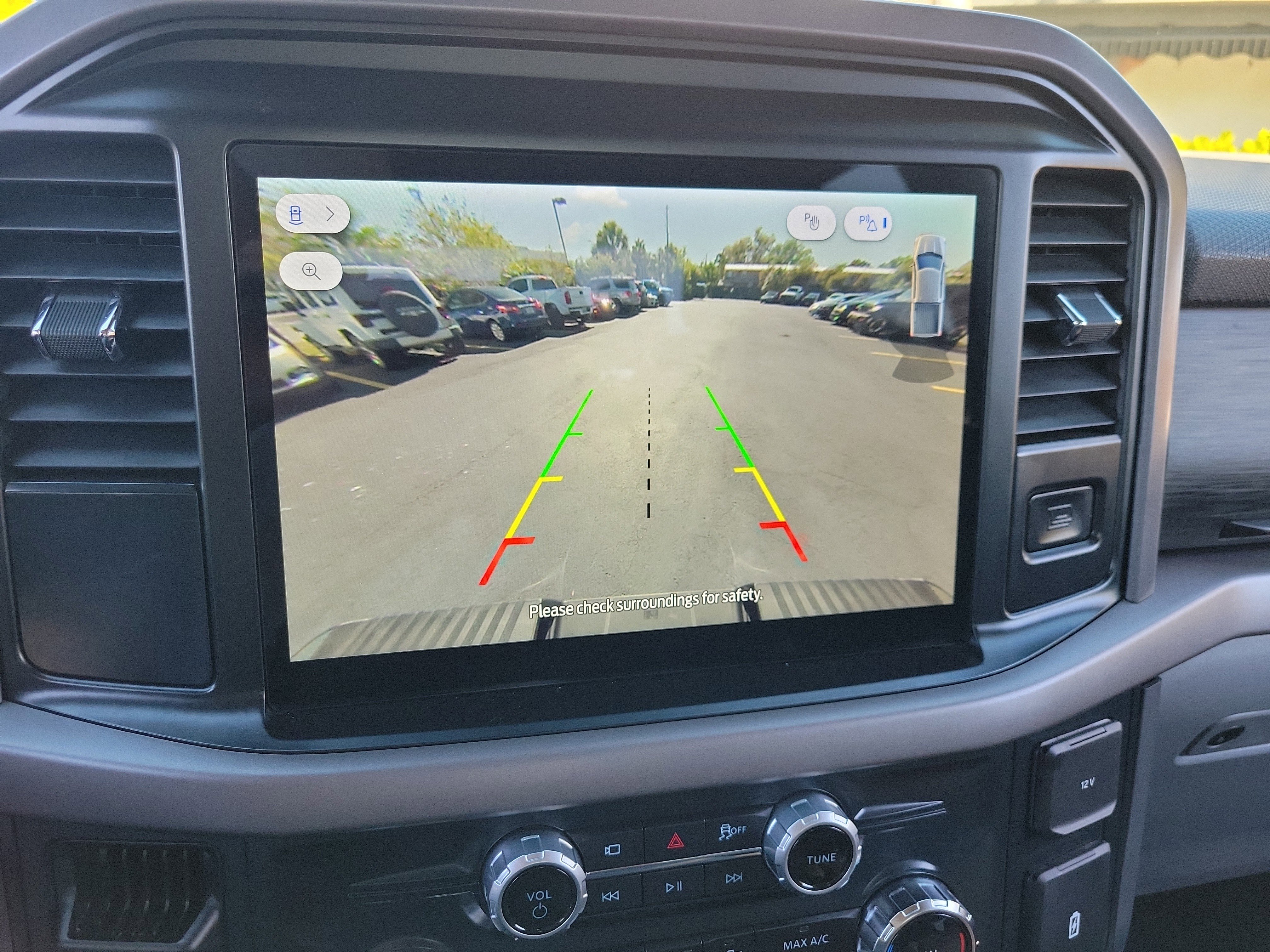 Used 2025 Ford F150 XLT w/ Equipment Group 301A Standard image 25