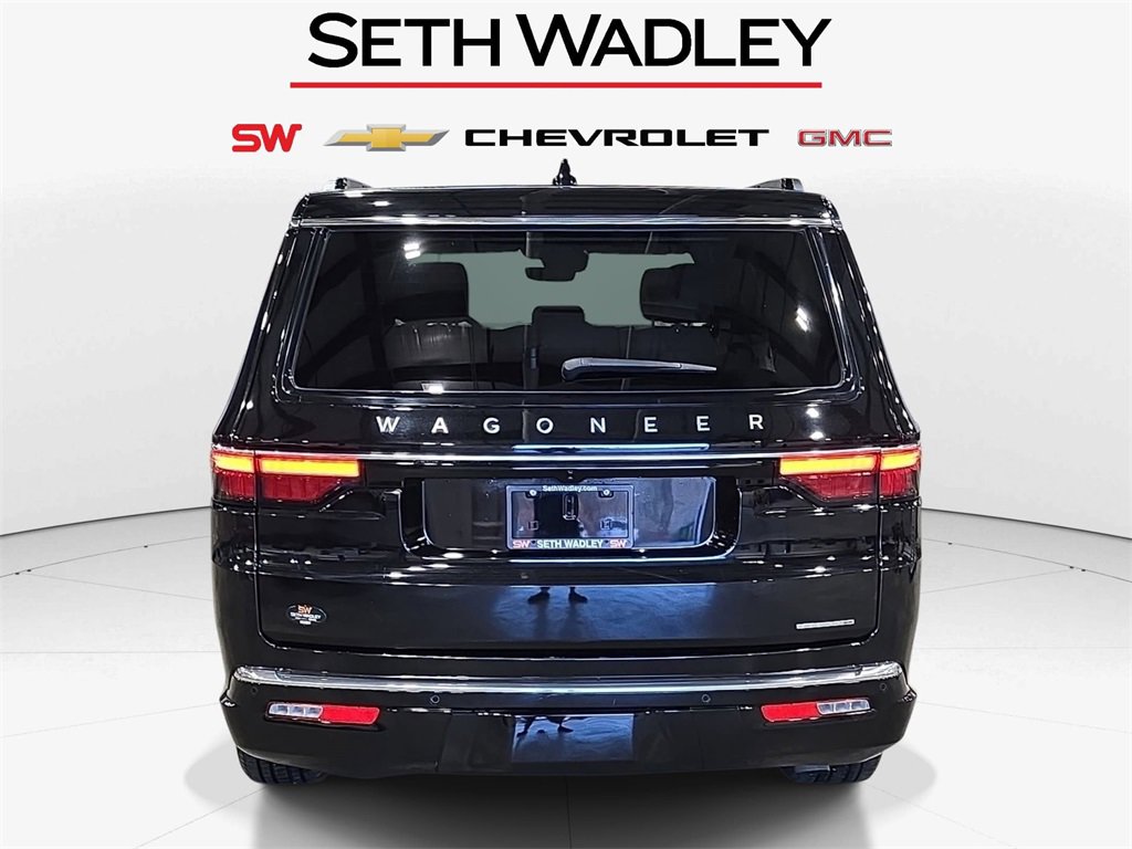 Used 2024 Jeep Wagoneer L Series II w/ Flexible Seating Group image 6