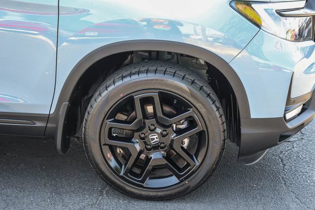 Used 2024 Honda Passport Black Edition image 8