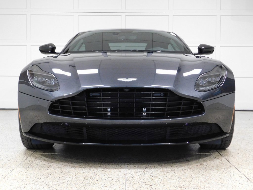 Used 2020 Aston Martin DB11 AMR image 4