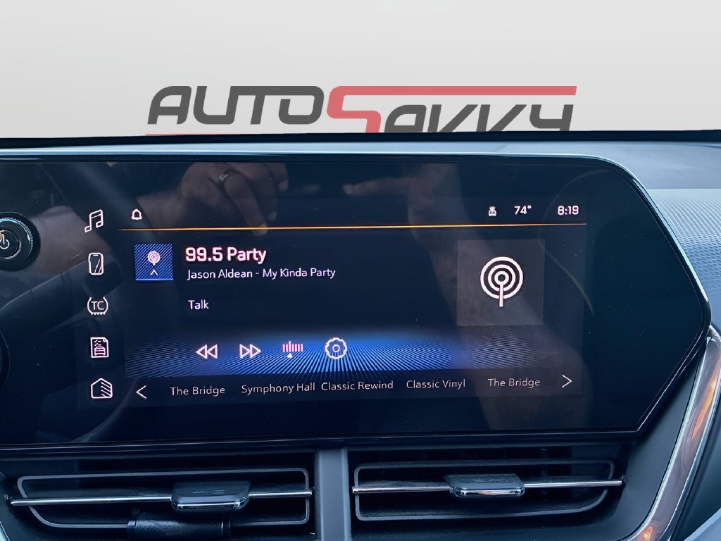 Used 2025 Chevrolet Trax ACTIV w/ Sunroof Package FWD image 14