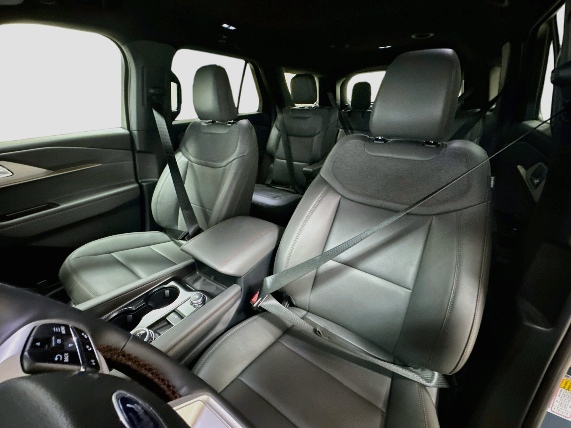 New 2027 Ford Explorer Active w/ Active Comfort Package RWD image 20