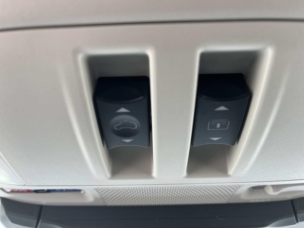 Certified 2025 Subaru Ascent Touring AWD/4WD image 16