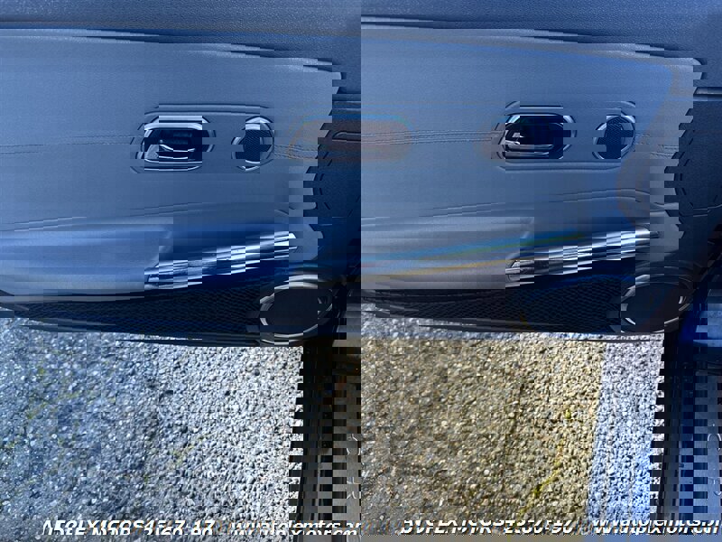 Used 2008 Chrysler Crossfire Limited image 10