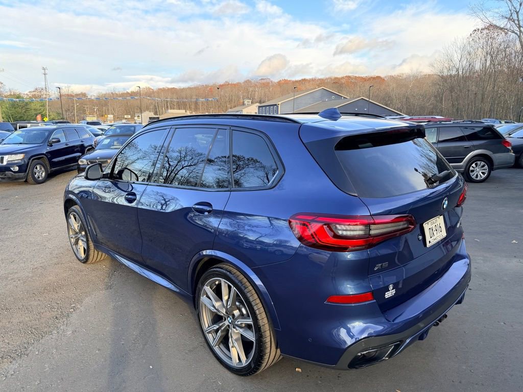 Used 2020 BMW X5 M50i image 10