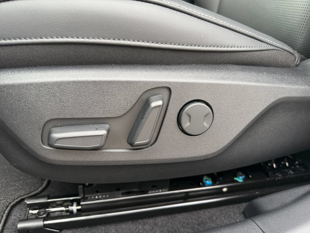 New 2026 Kia EV6 Wind RWD image 16