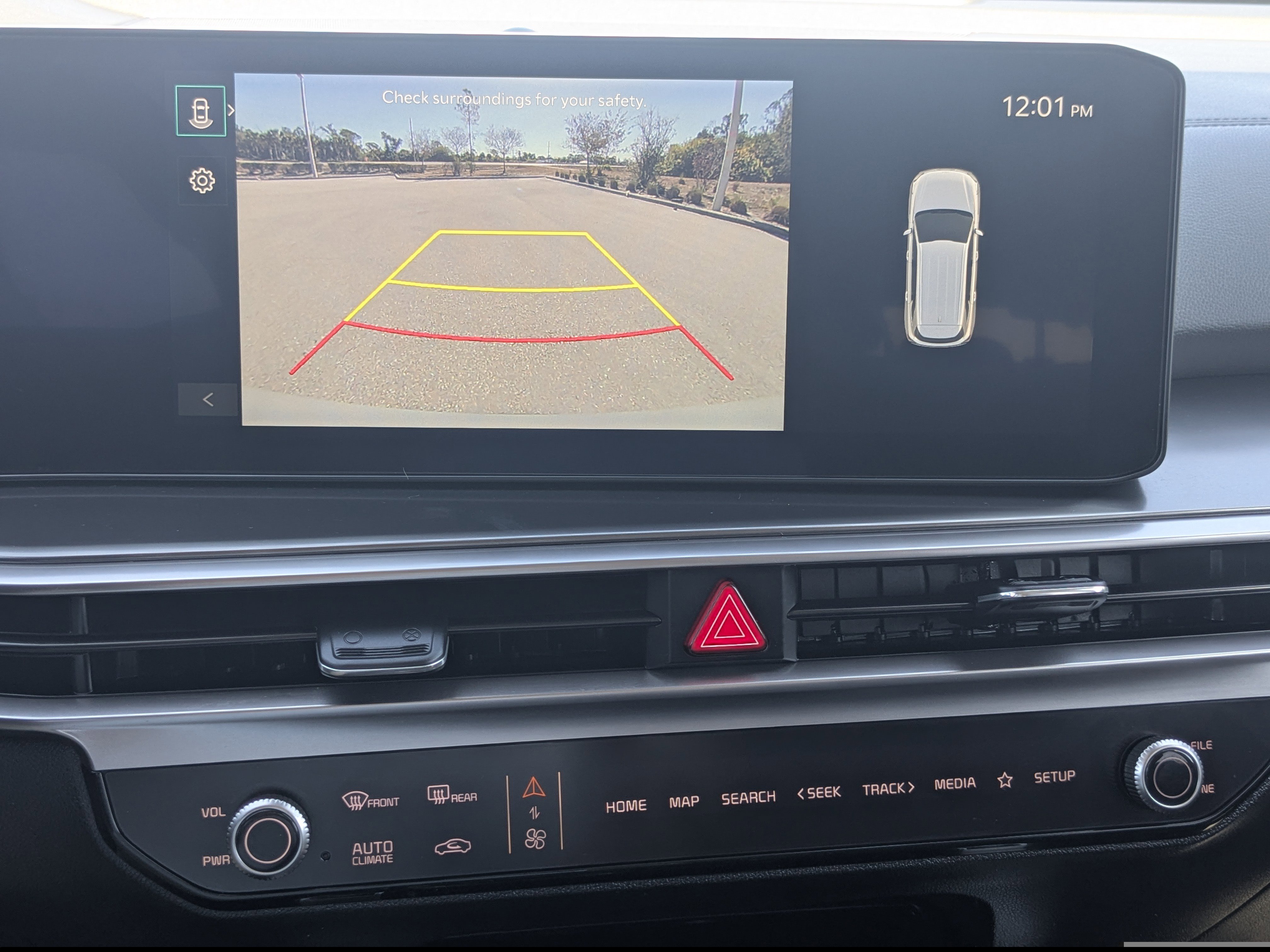 Certified 2025 Kia Sorento S w/ Panoramic Sunroof Package image 29