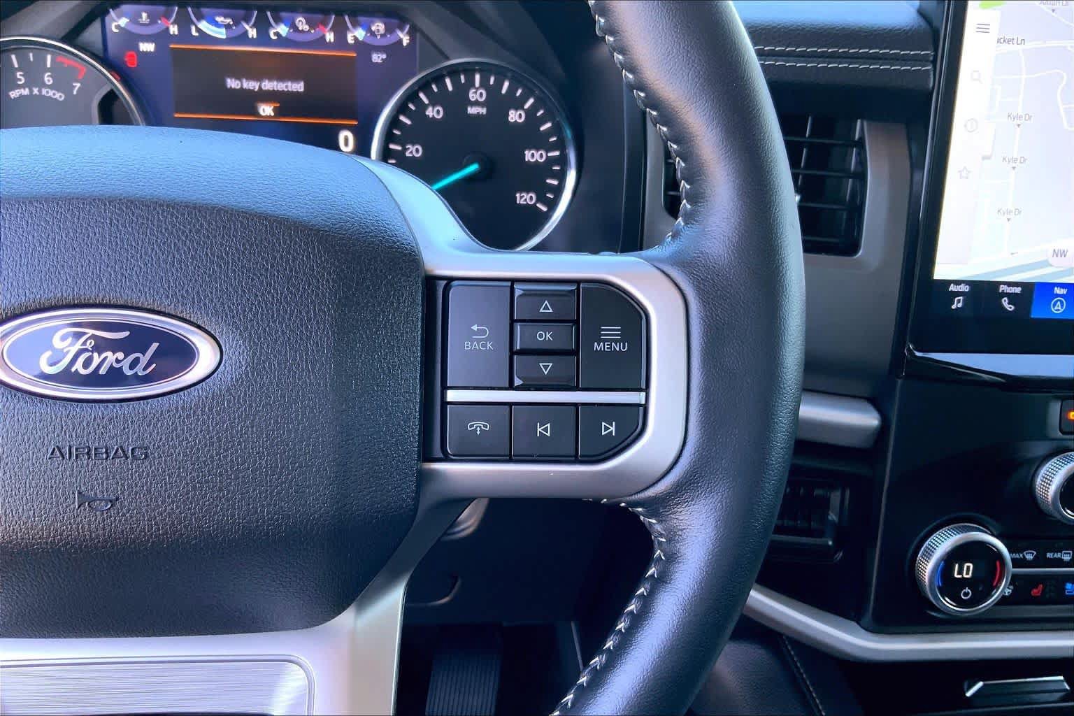 Used 2024 Ford Expedition XLT RWD image 21