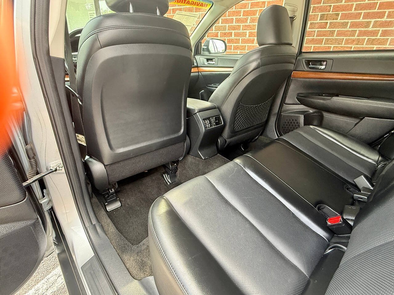 Used 2014 Subaru Outback 3.6R Limited AWD/4WD image 27
