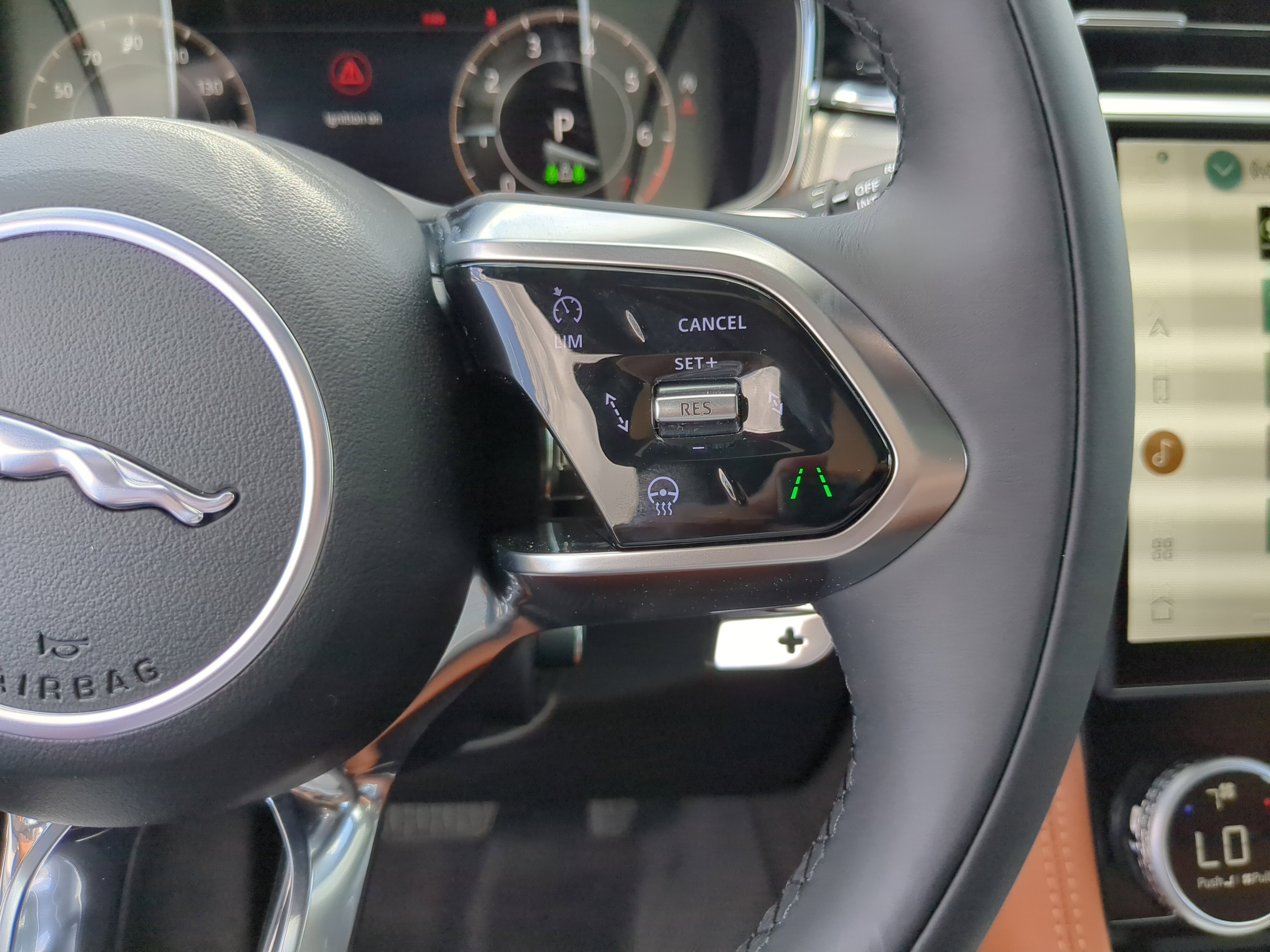 New 2026 Jaguar F-PACE R-Dynamic S image 28