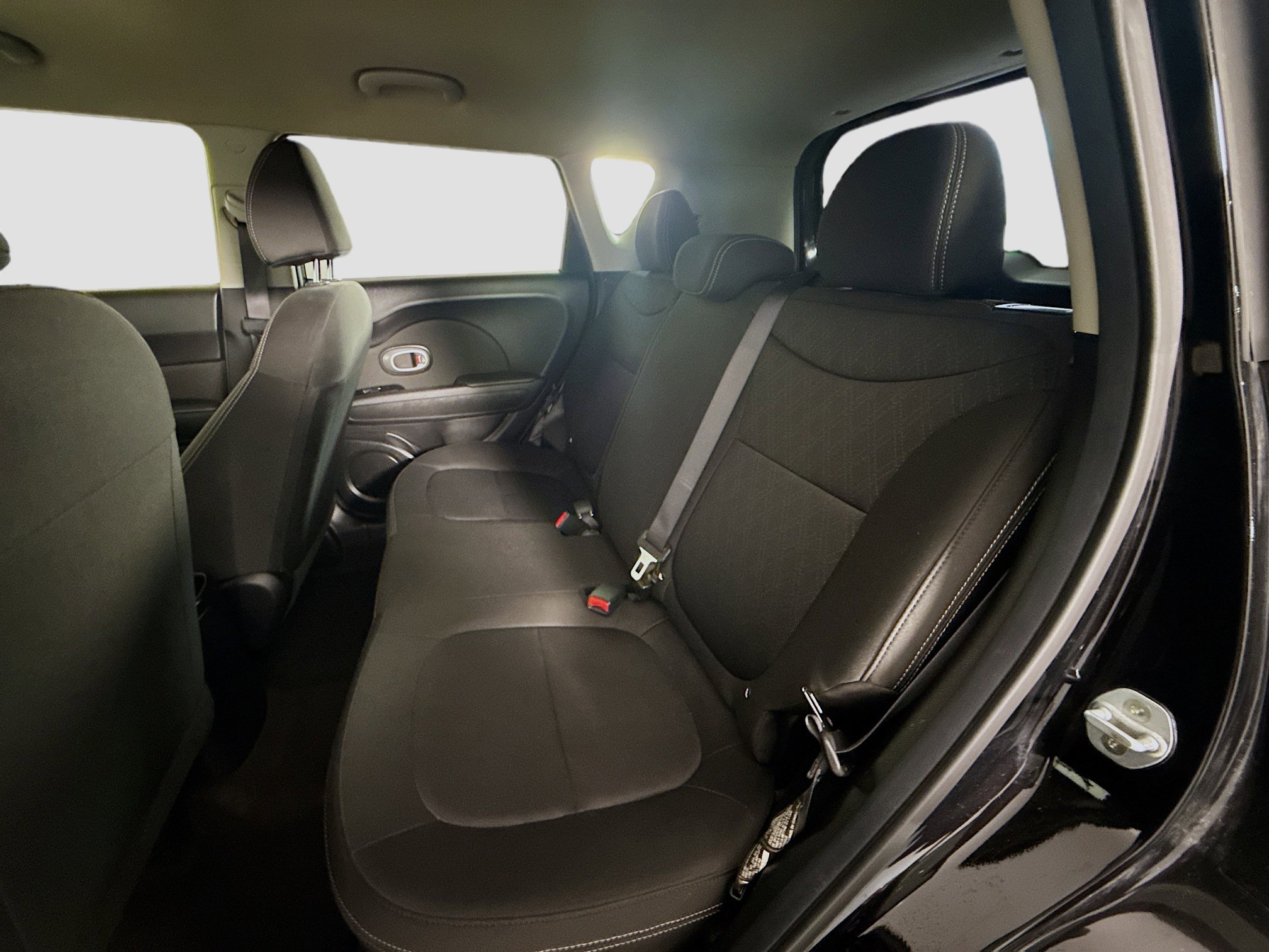 Used 2019 Kia Soul image 24