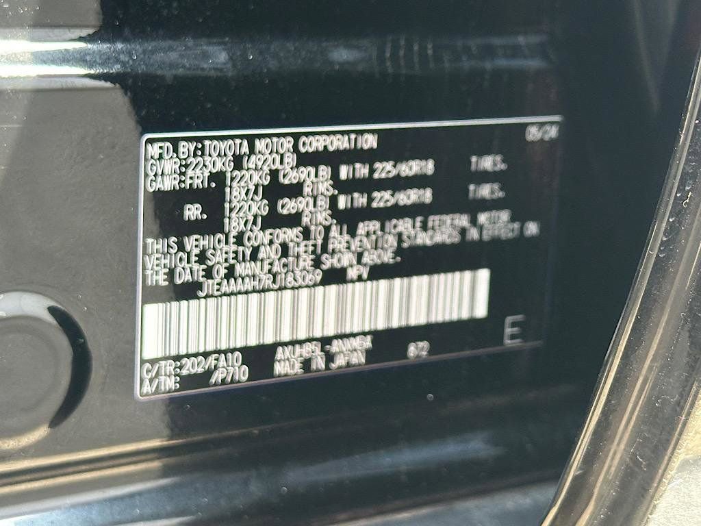 Certified 2024 Toyota Venza LE image 26