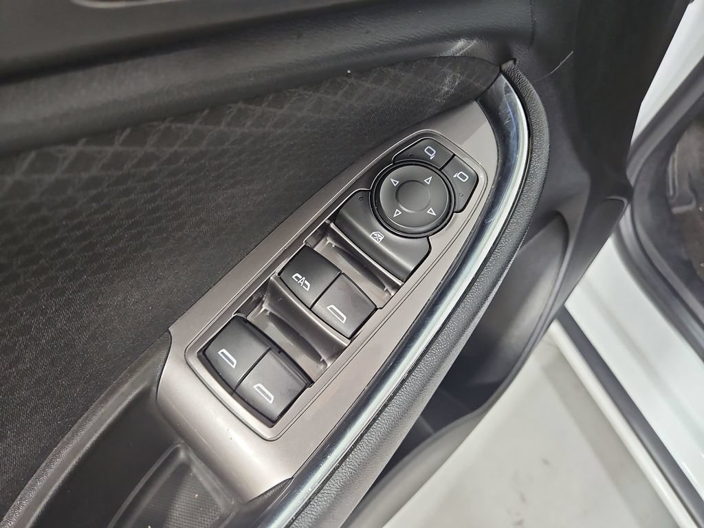 Used 2016 Chevrolet Malibu LT FWD image 12