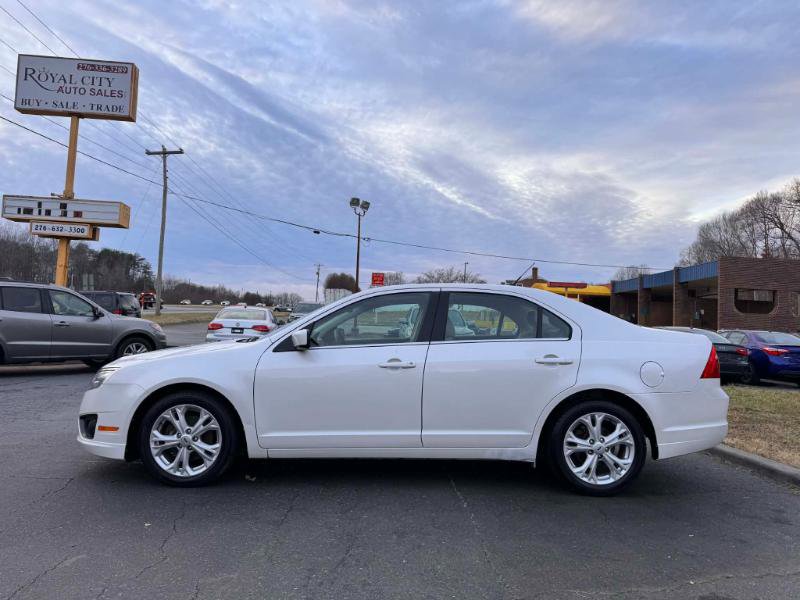 Used 2012 Ford Fusion SE image 8