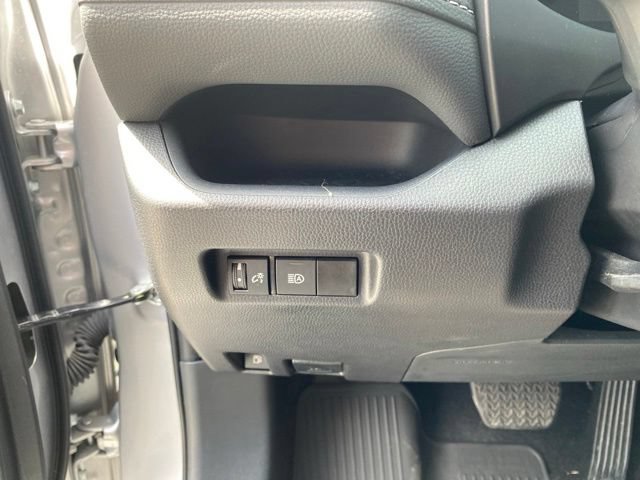Certified 2025 Toyota RAV4 XLE AWD/4WD image 11