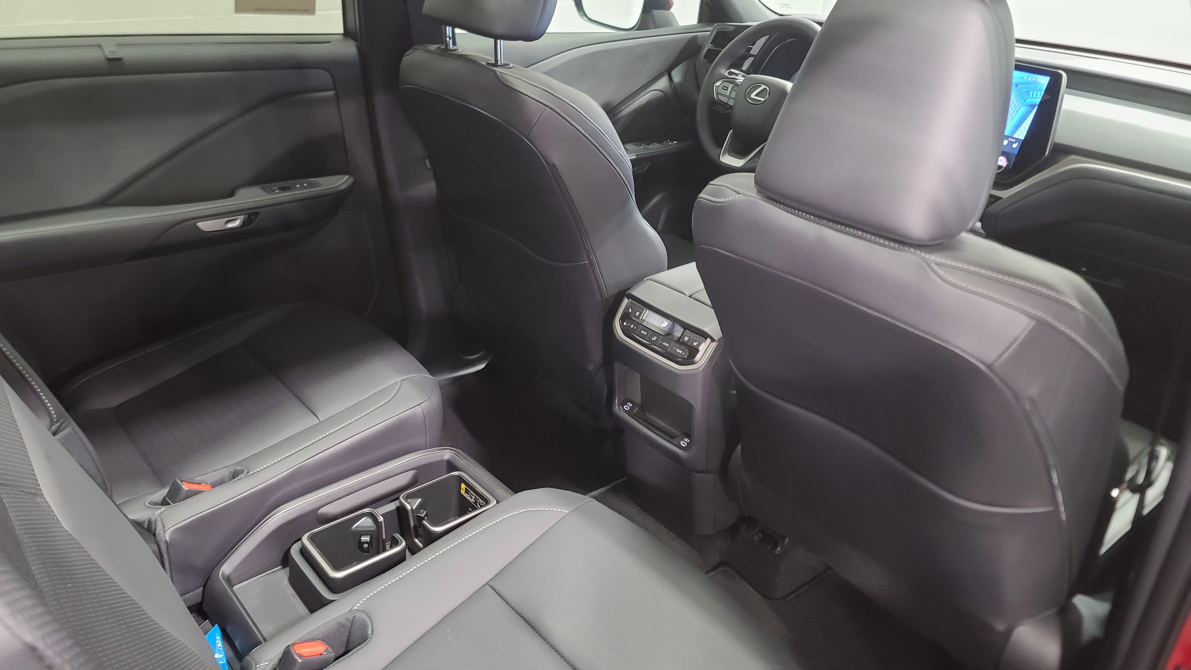 Certified 2026 Lexus TX 350 AWD w/ Technology Package image 41