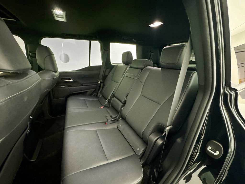 Used 2025 Lexus GX 550 w/ Cold Area Package AWD/4WD image 24