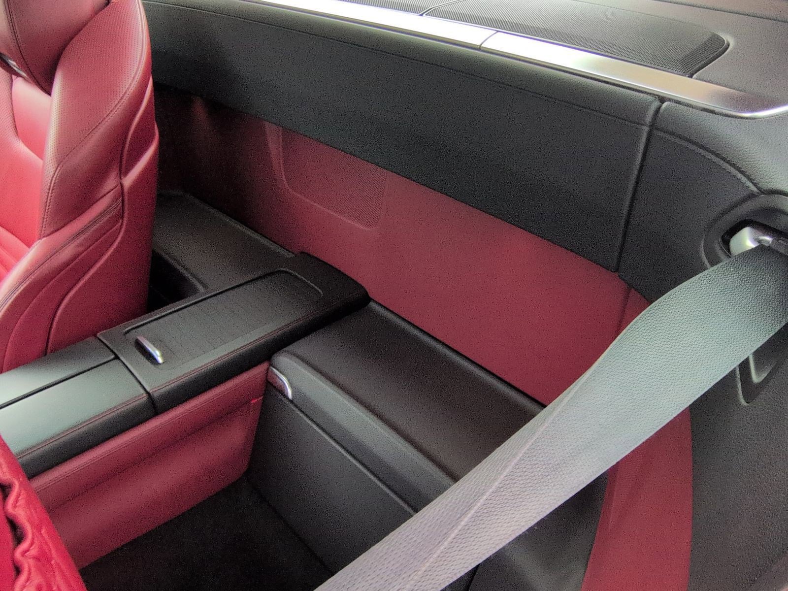 Used 2013 Mercedes-Benz SL 550 image 32