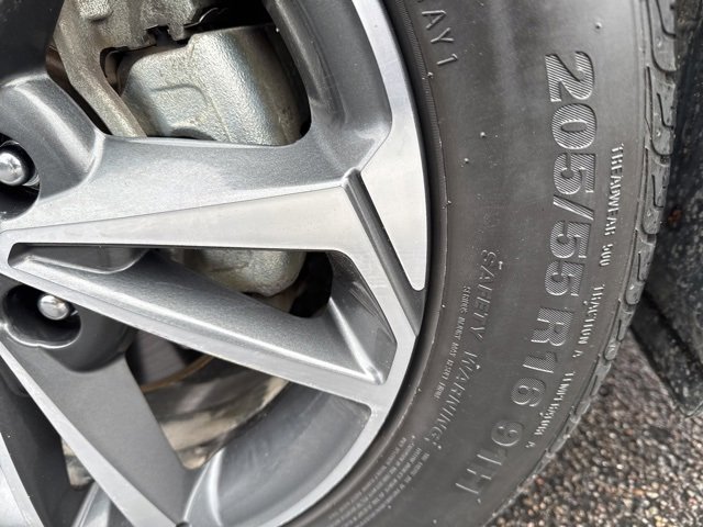 Used 2023 Kia Forte LXS w/ LXS Technology Package image 10