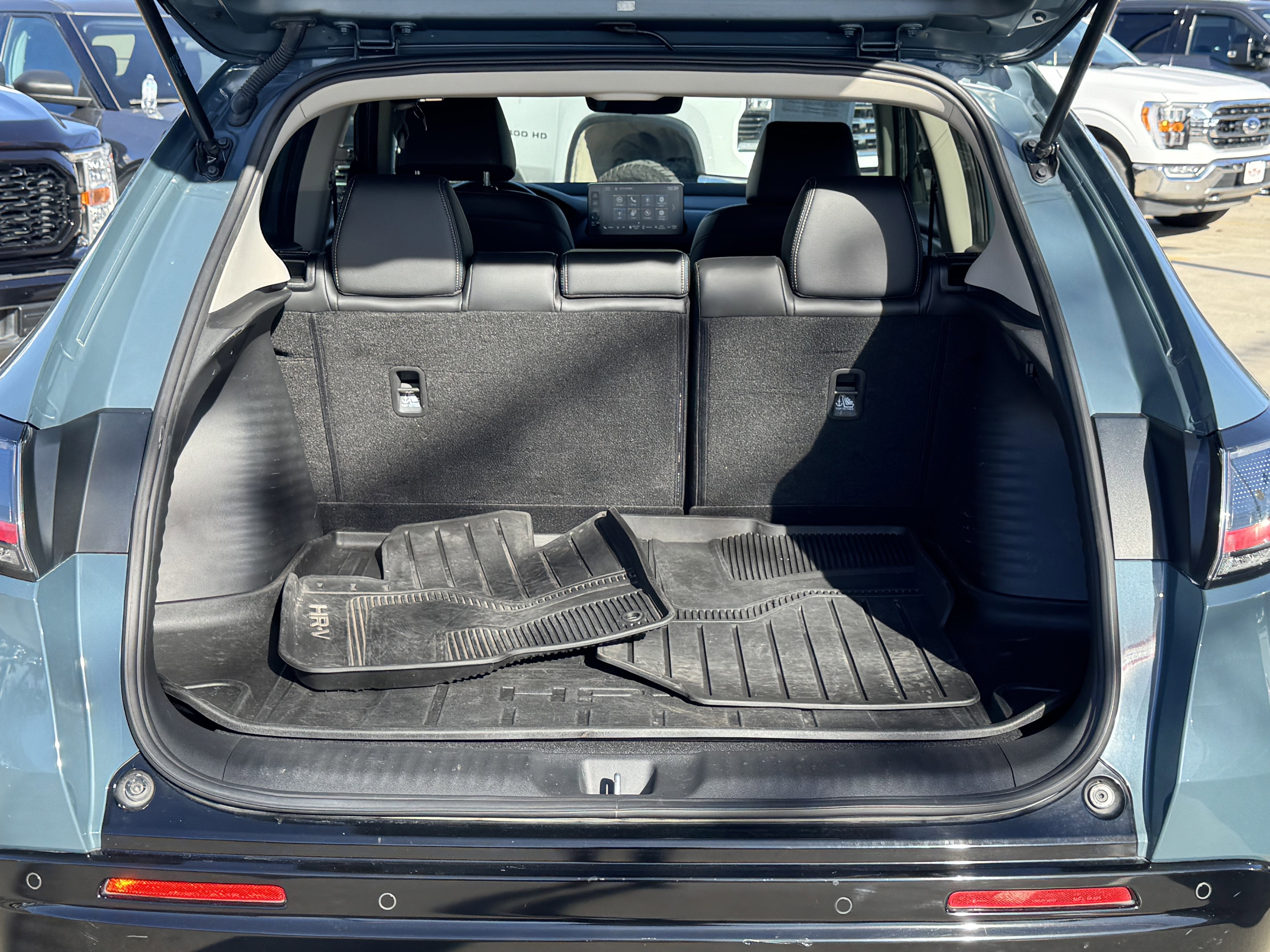 Used 2024 Honda HR-V EX-L image 7