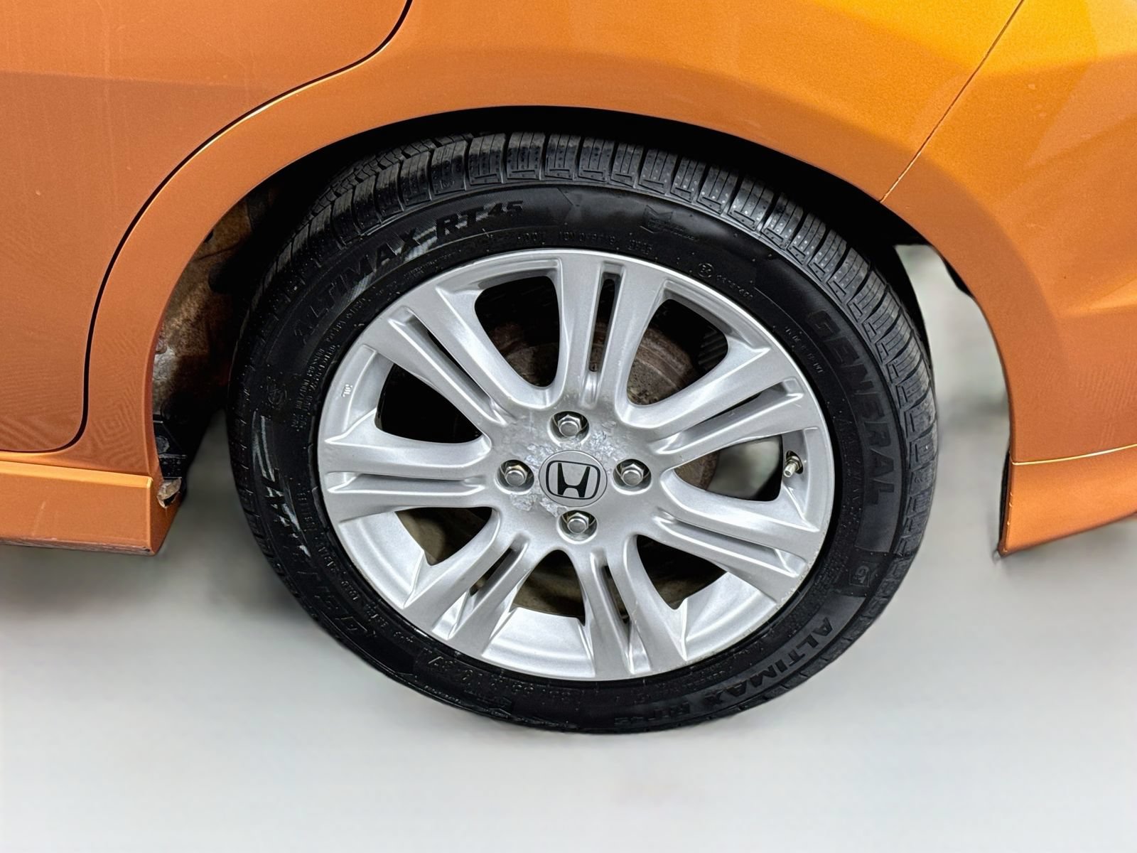 Used 2010 Honda Fit Sport image 8