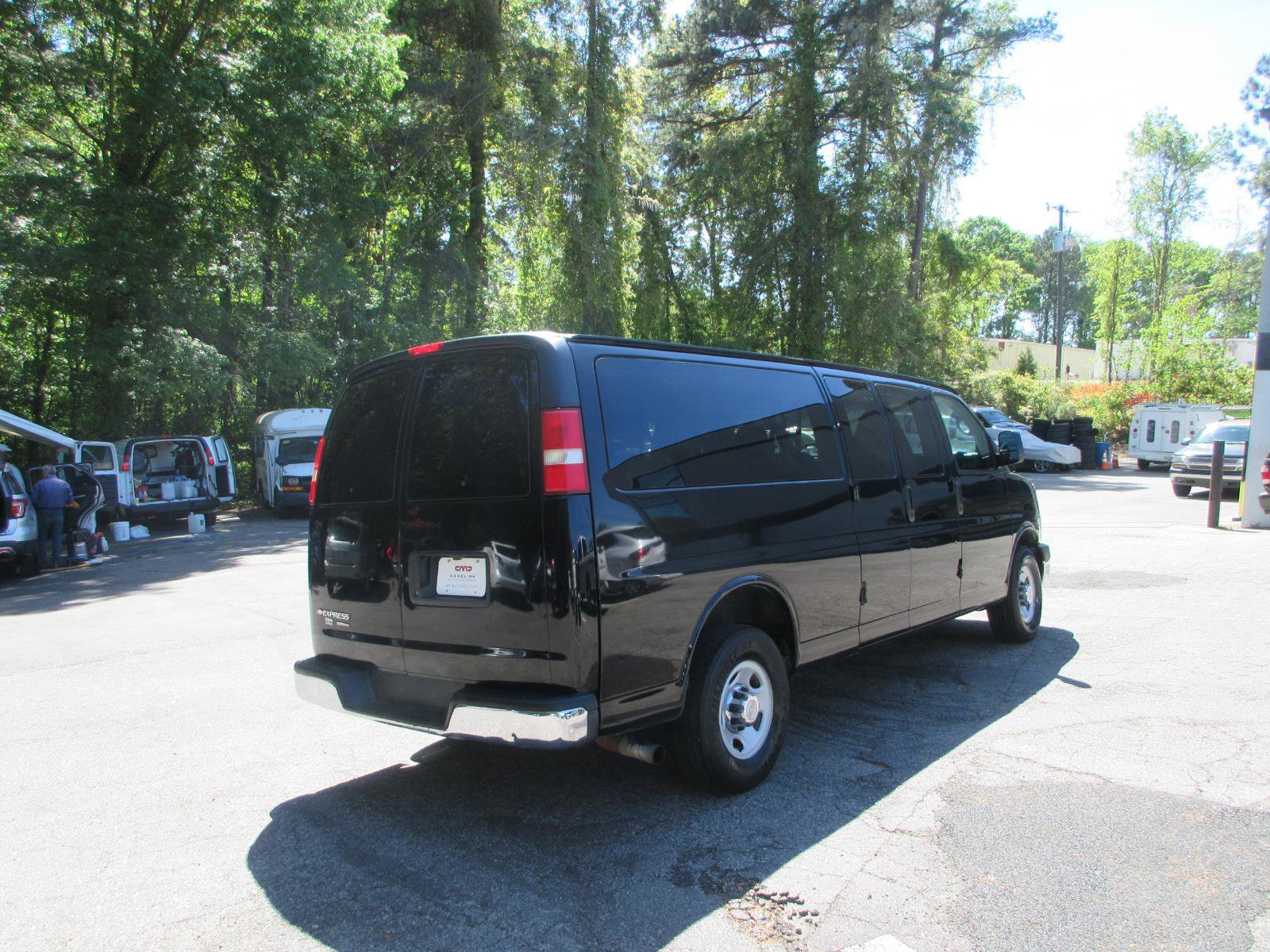 Used 2013 Chevrolet Express 3500 LT w/ LT Preferred Equipment Group RWD image 5