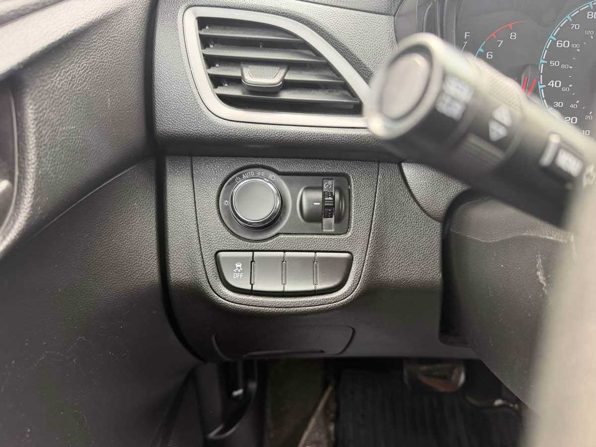 Used 2019 Chevrolet Spark LS FWD image 28