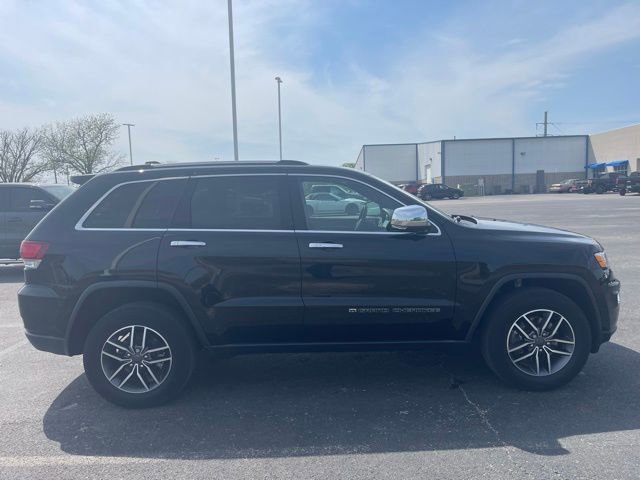 Used 2022 Jeep Grand Cherokee Limited image 4