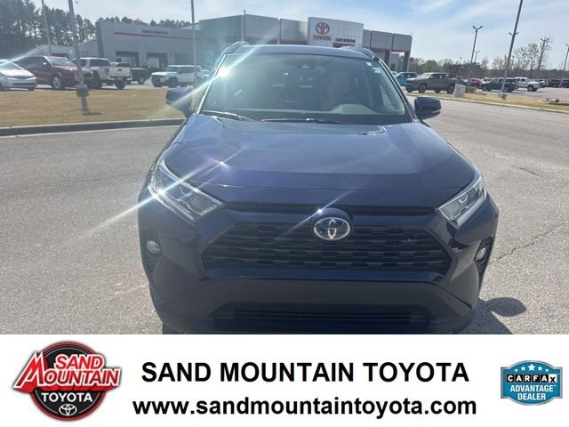 Used 2021 Toyota RAV4 XLE Premium image 8