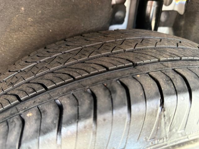 Used 2025 Ford Escape Active image 28