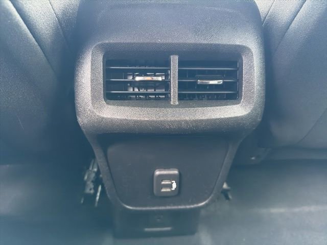 Used 2020 Chevrolet Equinox LT image 18