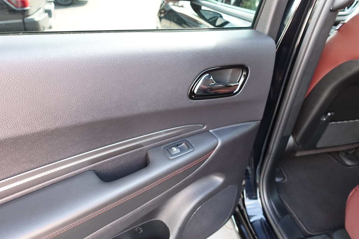 Used 2024 Dodge Durango R/T w/ Blacktop Package AWD/4WD image 25