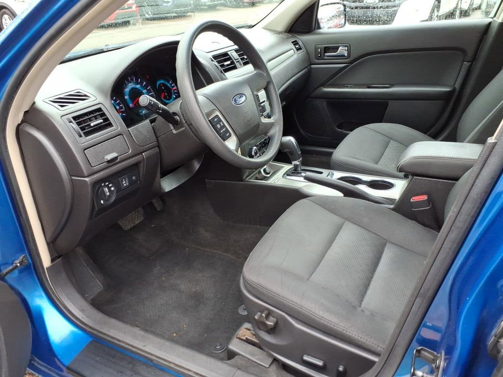 Used 2011 Ford Fusion SE w/ 202A Rapid Spec Order Code FWD image 9