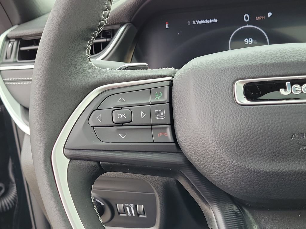 New 2025 Jeep Grand Cherokee Laredo X w/ Luxury Tech Group I image 25