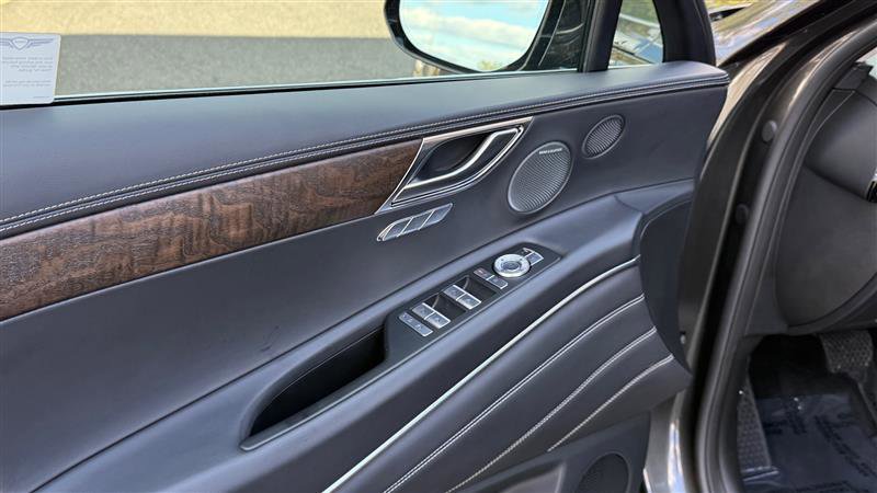 Used 2025 Genesis GV80 3.5T Advanced image 13
