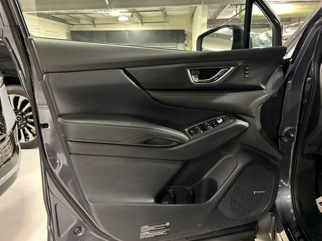 Used 2023 Subaru Ascent Limited w/ Technology Package AWD/4WD image 9