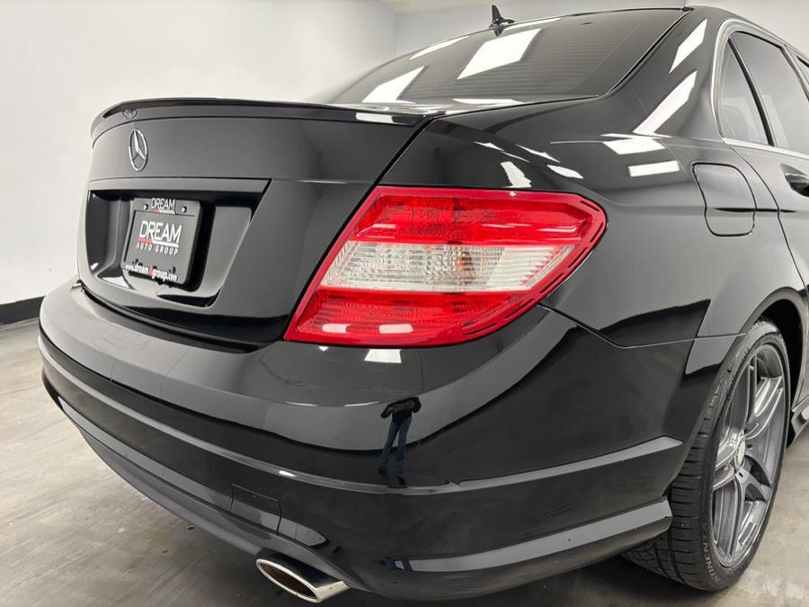 Used 2008 Mercedes-Benz C 300 Sport image 16