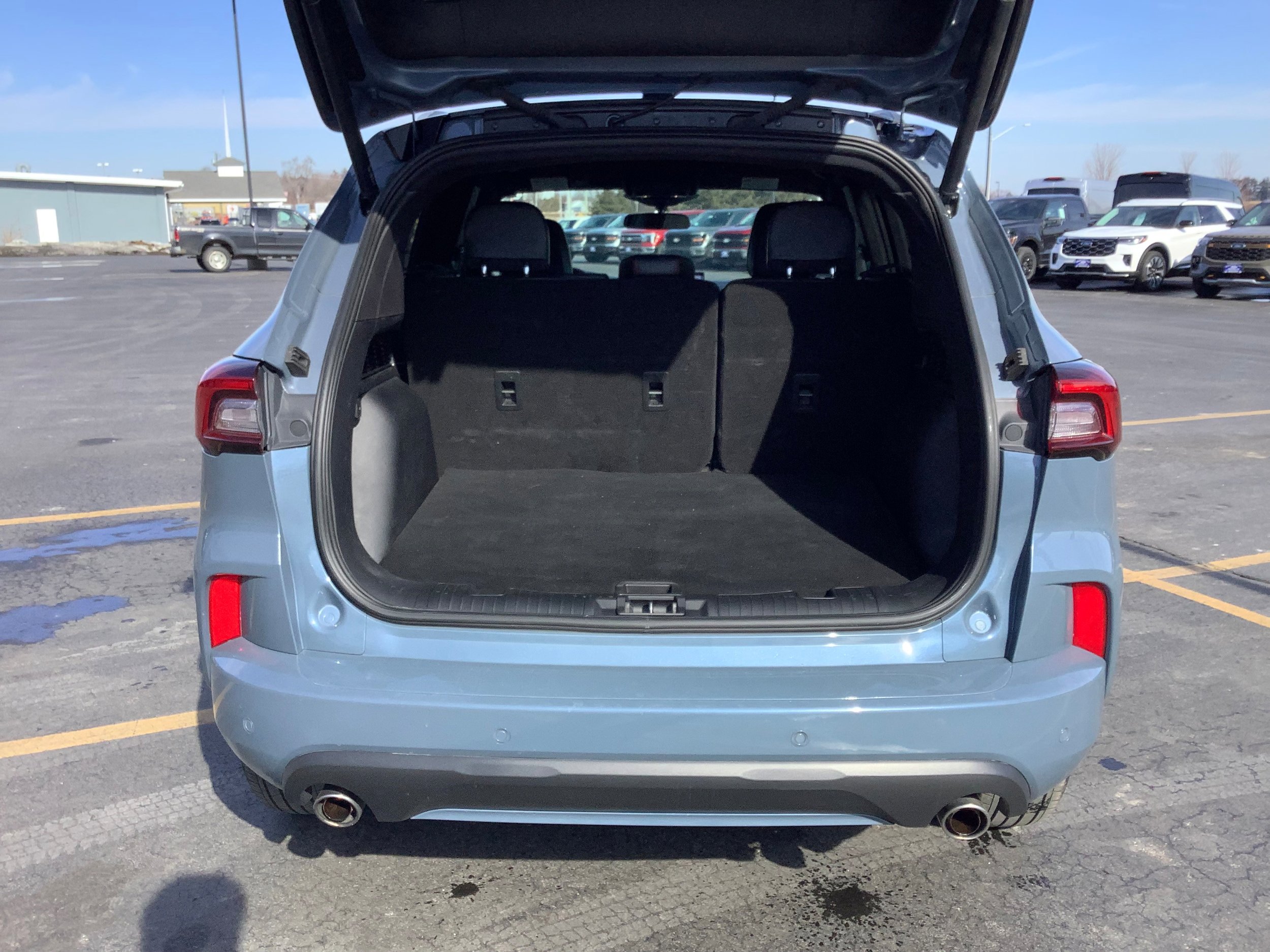 Certified 2024 Ford Escape ST-Line w/ Tech Pack #1 image 6