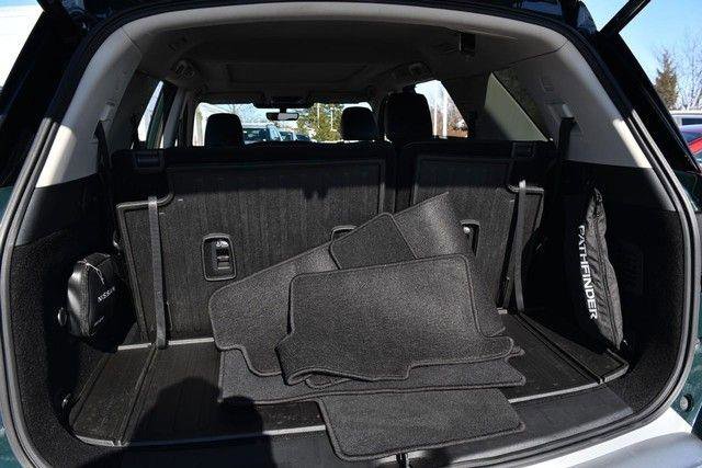 Certified 2025 Nissan Pathfinder Platinum w/ Lighting Package (N93) image 31