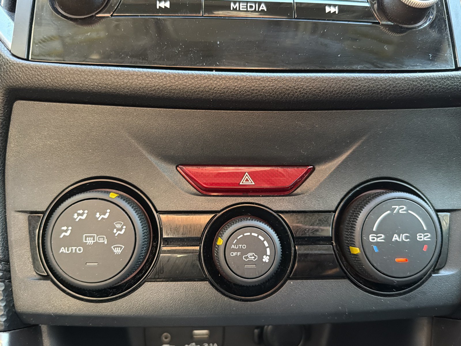 Used 2022 Subaru Forester Premium AWD/4WD image 12