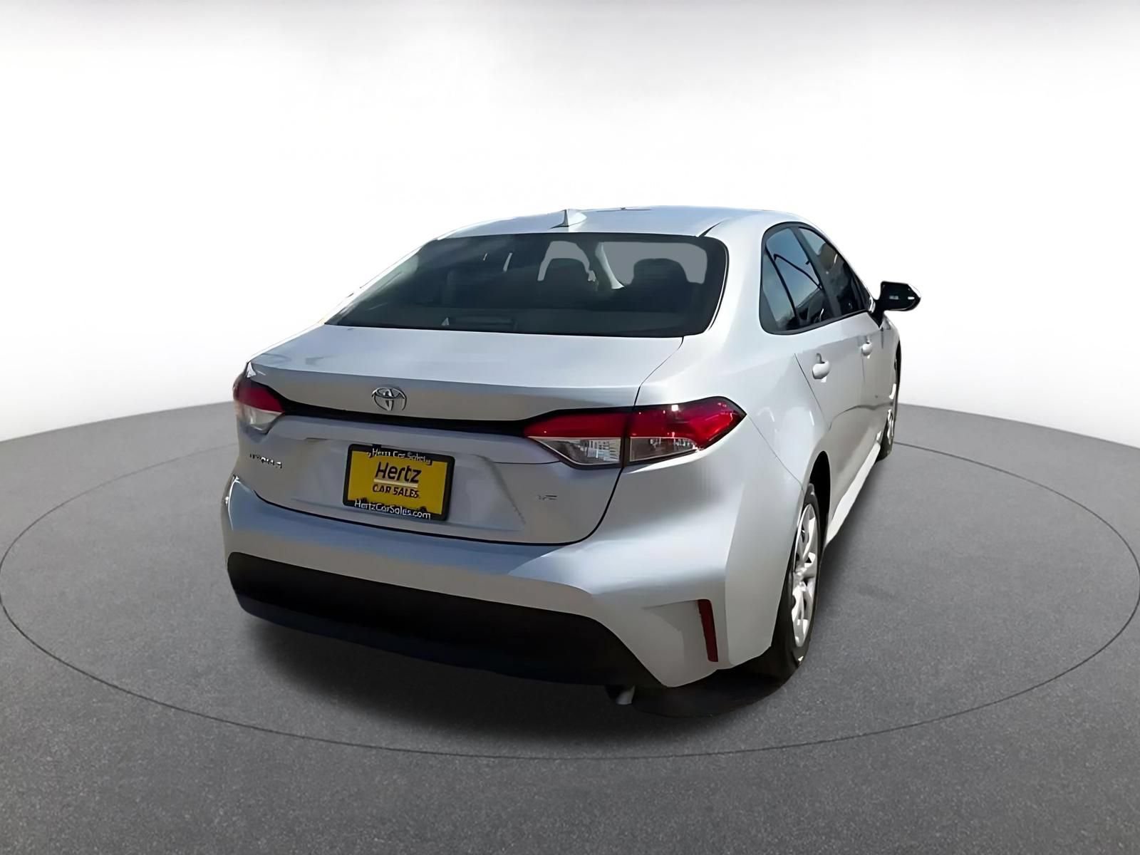 Used 2025 Toyota Corolla LE FWD image 24