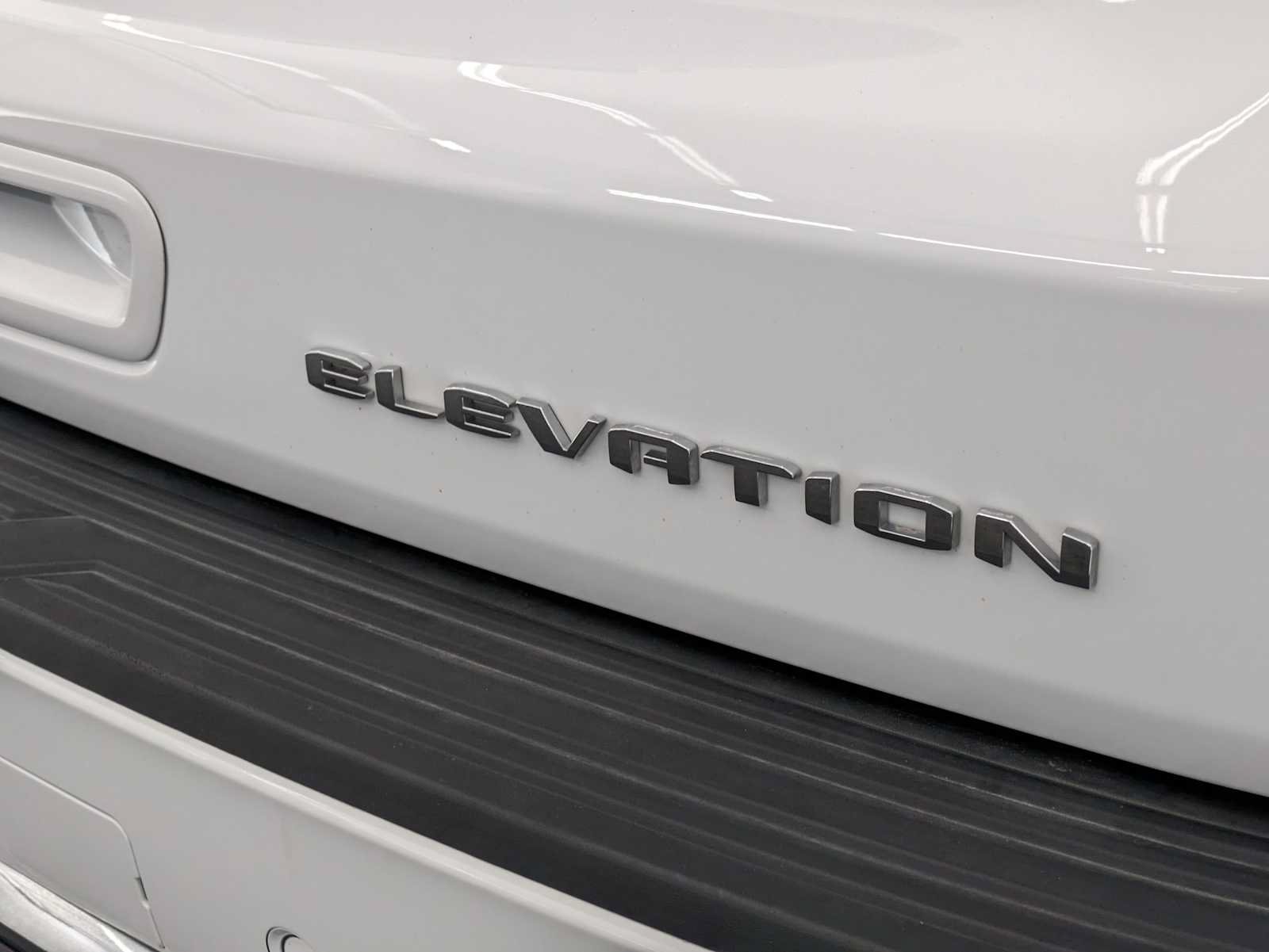 Used 2026 GMC Yukon XL Elevation AWD/4WD image 13
