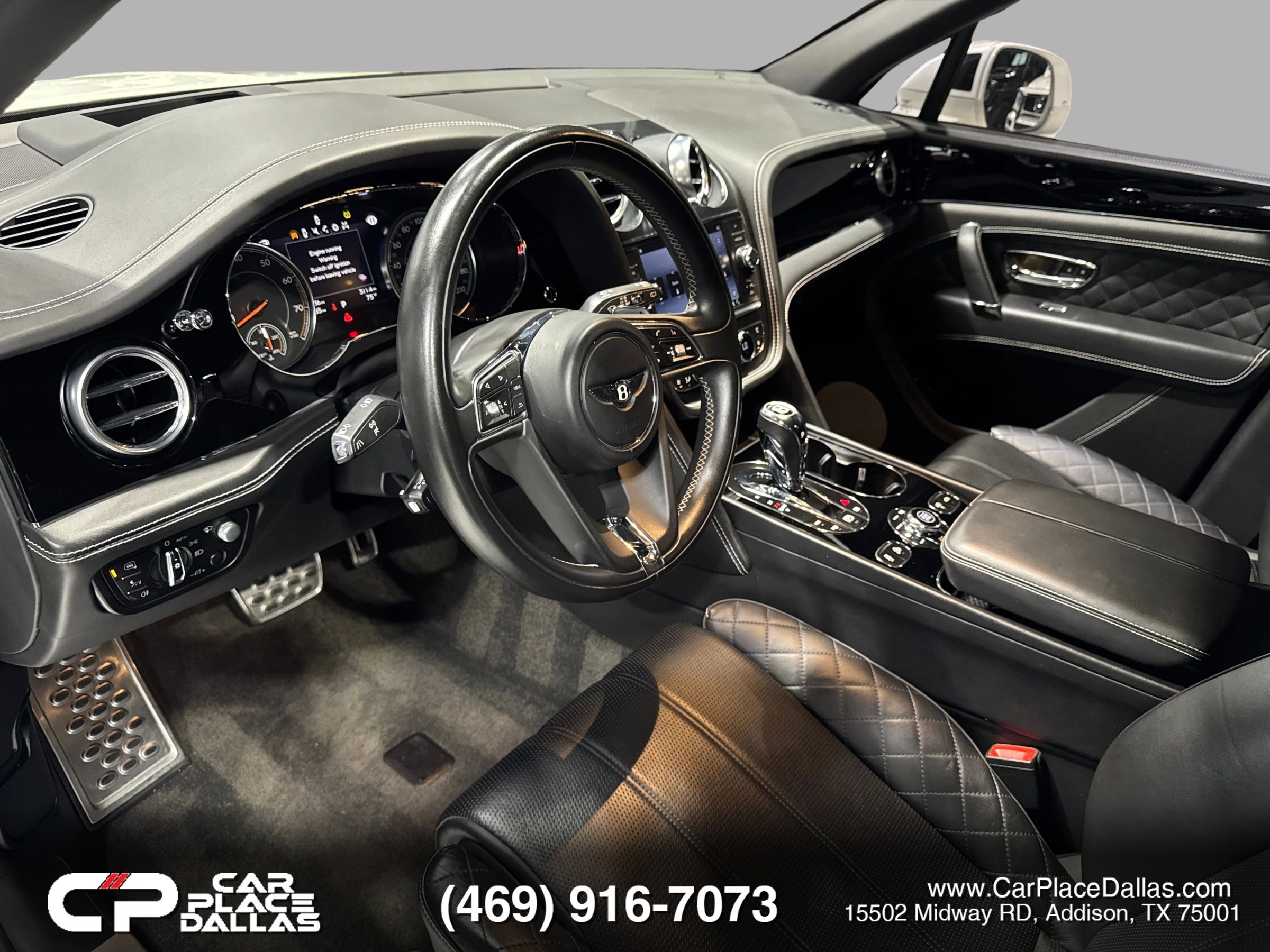 Used 2017 Bentley Bentayga AWD/4WD image 15