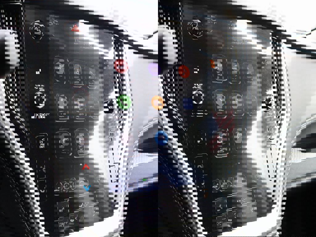 Used 2023 Subaru Outback Premium image 35