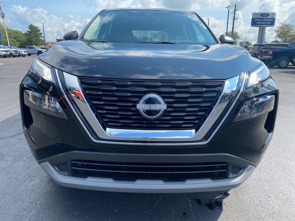 Used 2023 Nissan Rogue S AWD/4WD image 8
