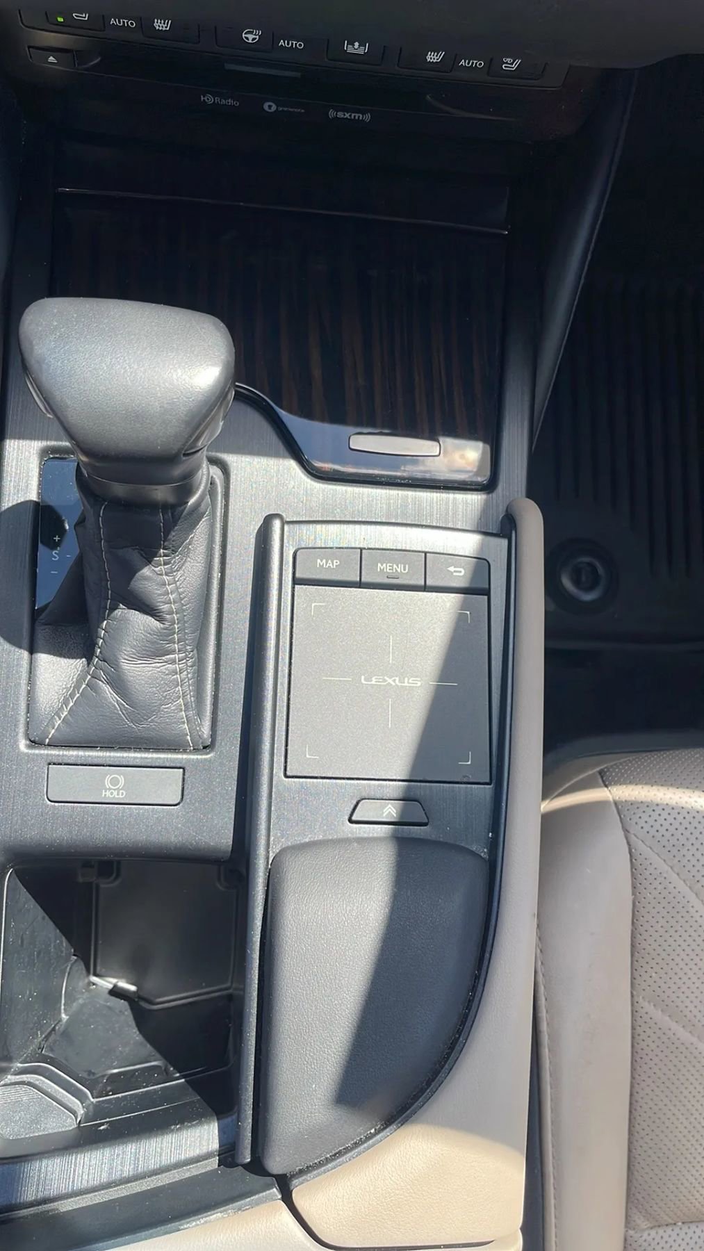 Used 2020 Lexus ES 350 w/ Accessory Package FWD image 18