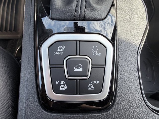 New 2026 Nissan Frontier SV w/ All-Weather Content Package image 19