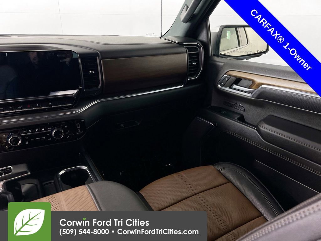 Used 2024 Chevrolet Silverado 1500 High Country w/ Technology Package image 26